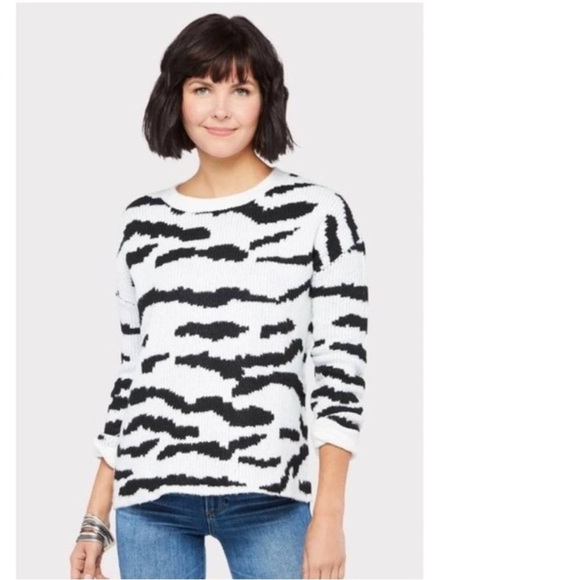 John + Jenn Sweaters - John + Jenn Zebra Pattern Sweater – Women’s – Cozy Knit Pullover Size XS
